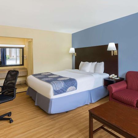 Days Inn By Wyndham Statesville Exterior foto