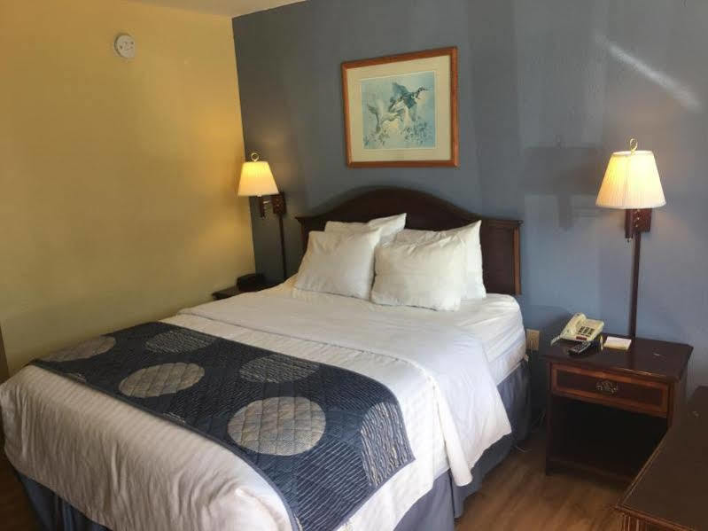Days Inn By Wyndham Statesville Exterior foto