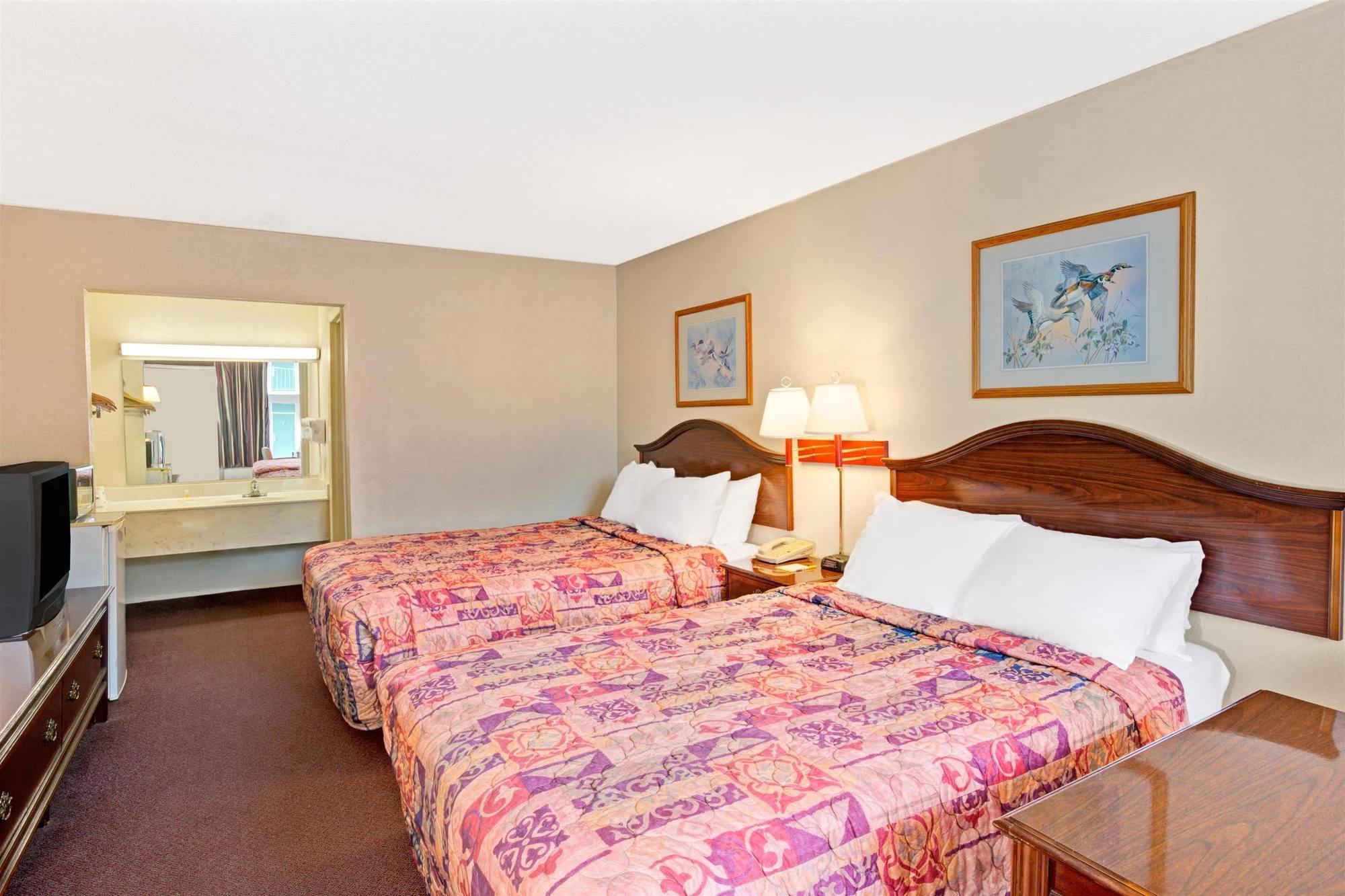Days Inn By Wyndham Statesville Exterior foto